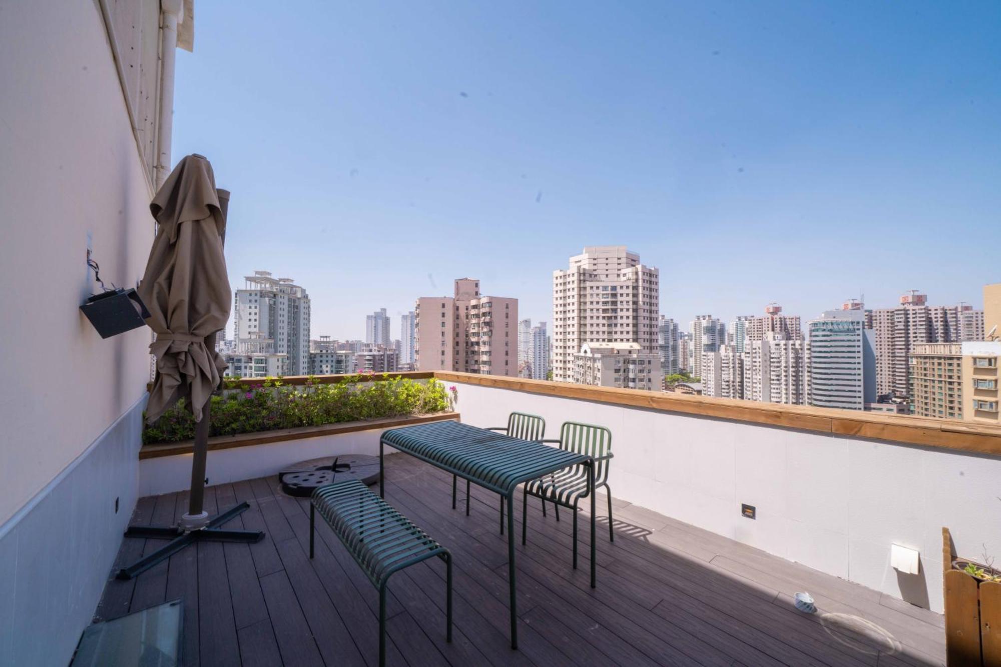 Terrace View, Bright Duplex 3 Bedroom Awaits For Companion Apartemen